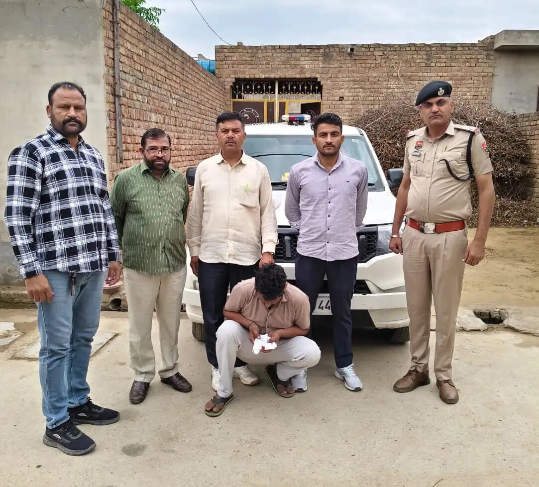 सिरसा: लाखों रुपये की हेरोइन सहित तस्कर गिरफ्तार