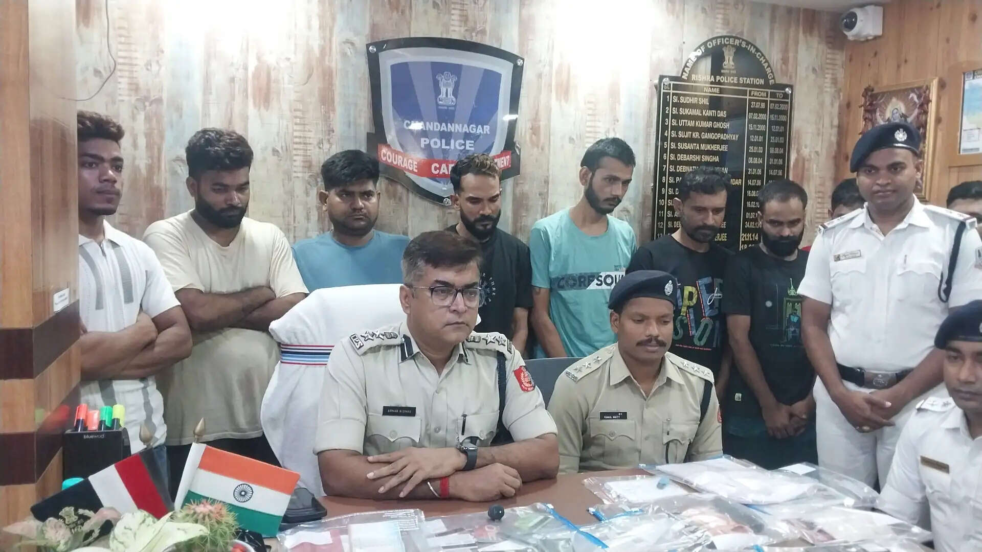 रिषड़ा में बड़े ठगी गिरोह का पर्दाफाश, नौ गिरफ्तार
