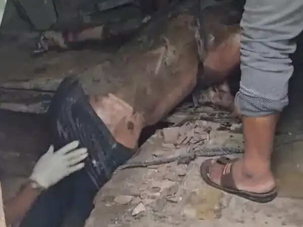 इंदौर में पानी की टंकी से युवक का शव बरामद, छह दिन से था लापता, दुर्गंध आने पर हुआ खुलासा