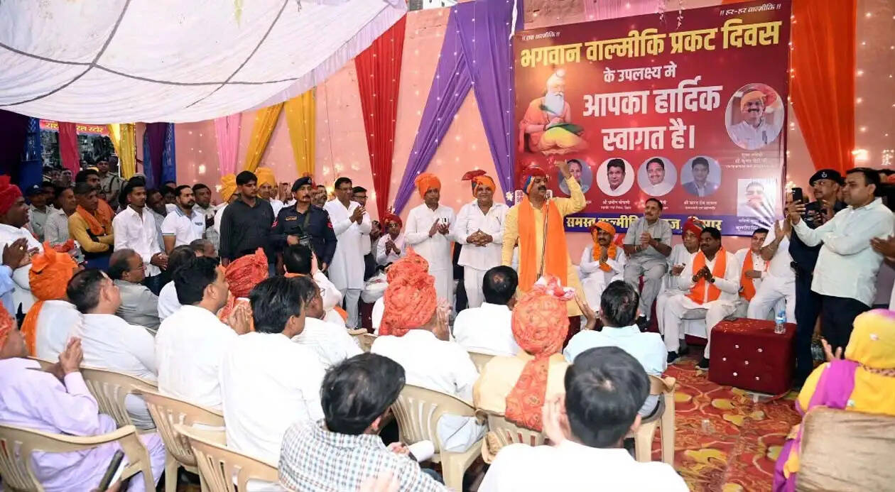 हिसार : आपसी मतभेद भुलाकर एकता और भाईचारे के साथ रहें : कृष्ण बेदी