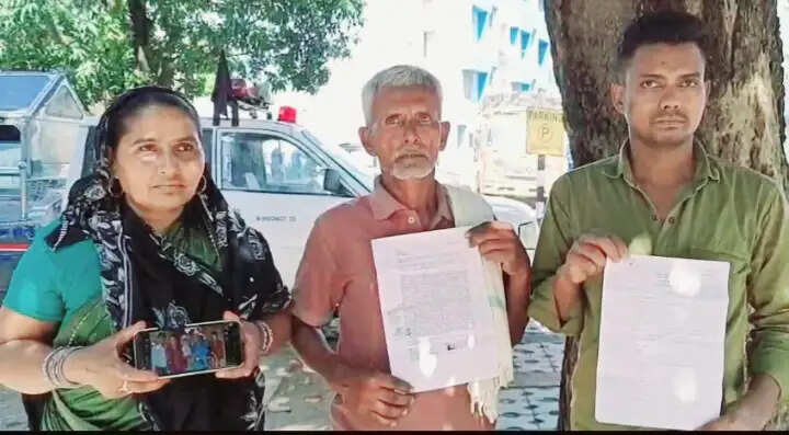 वीडियो कॉल पर अफेयर देख पत्नी ने पति का फोन तोड़ा तो पति ने लगा दी आग, पत्नी की जल कर मौत