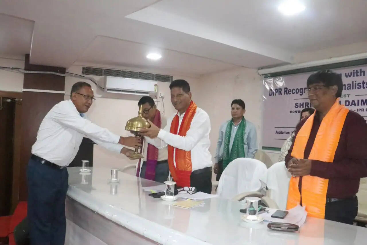 बीटीसी के उप मुख्य रिहोन दैमारी ने मीडिया से किया संवाद