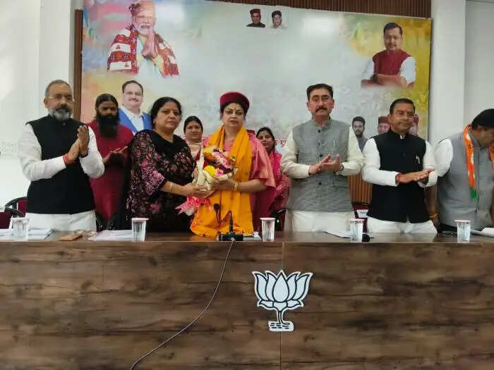 एसआईआर पर भ्रम फैला रही कांग्रेस, दिल्ली रैली के लिए सरकारी मशीनरी के दुरुपयोग का आरोप : दर्शना सिंह