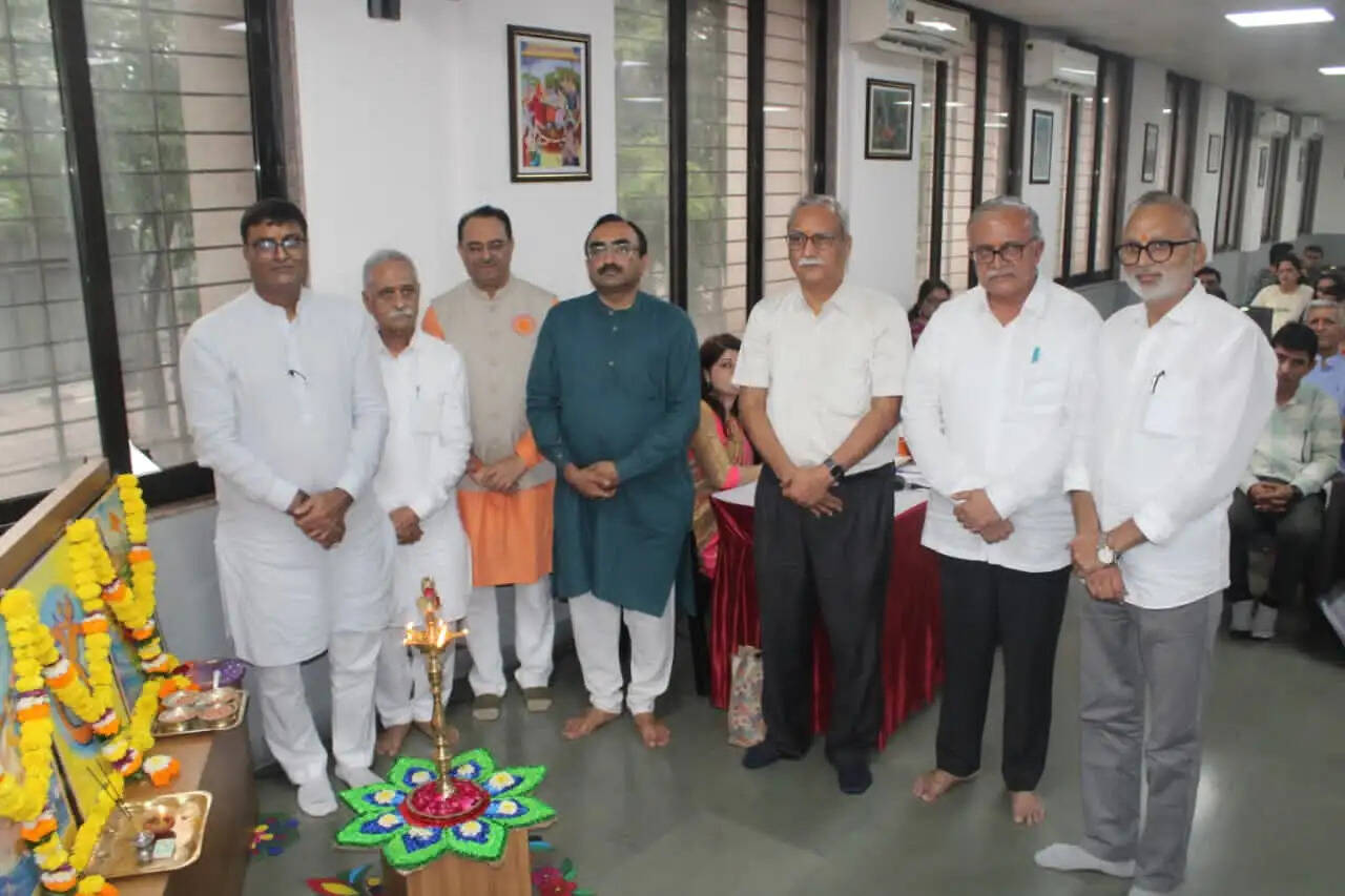 ‘प्रेरित शिक्षक, सशक्त राष्ट्र’ विषयक हुई क्षेत्रीय अध्यापक कार्यशाला
