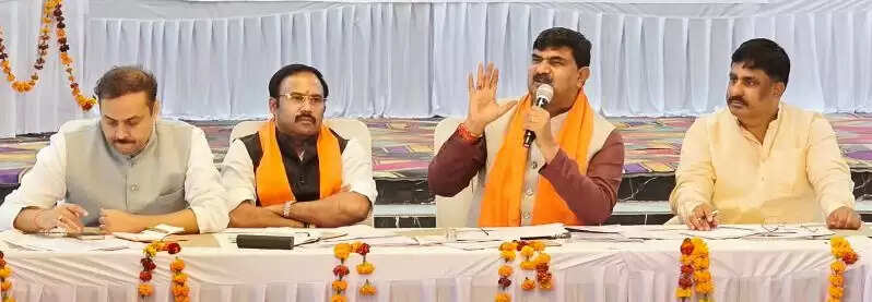 मतदाता पुनरीक्षण अभियान में मुस्तैदी से जुटें भाजपा कार्यकर्ता : धर्मपाल सिंह