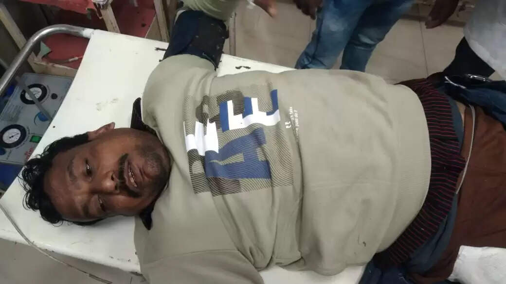 फर्रुखाबाद में युवक को गोली मारकर सात लाख की लूट