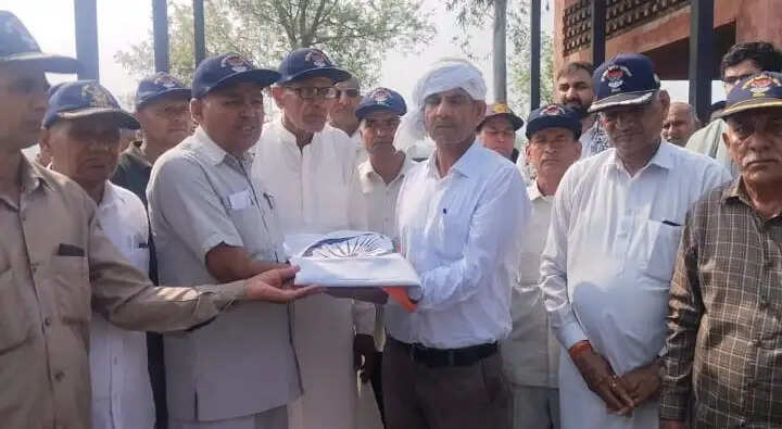 कैथल : पूर्व सैनिक हवलदार ओमप्रकाश पंचतत्व में विलीन