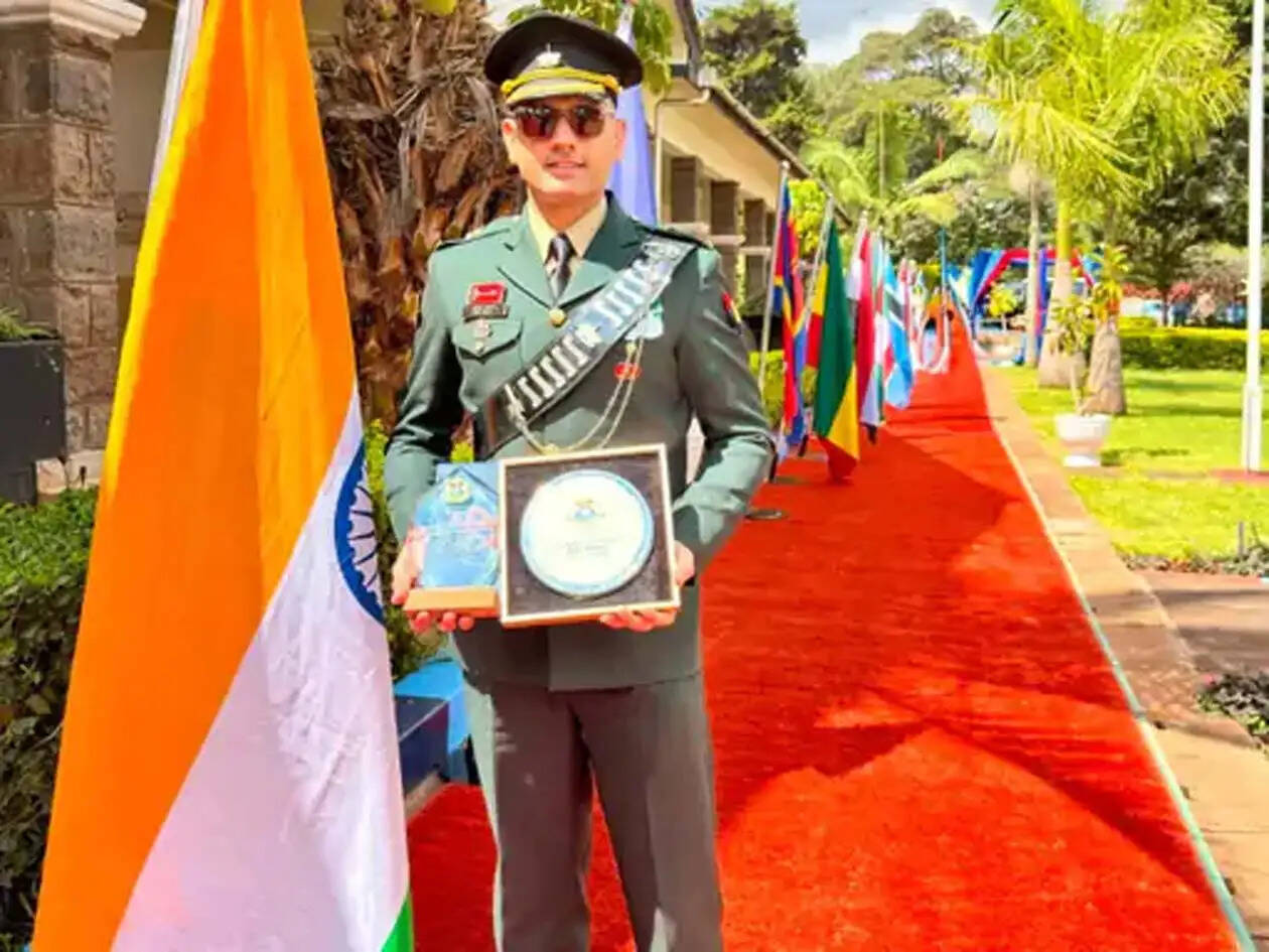 हिसार के बेटे मेजर अमित कुमार ने किया नाम रोशन, मिला सर्वश्रेष्ठ छात्र का सम्मान