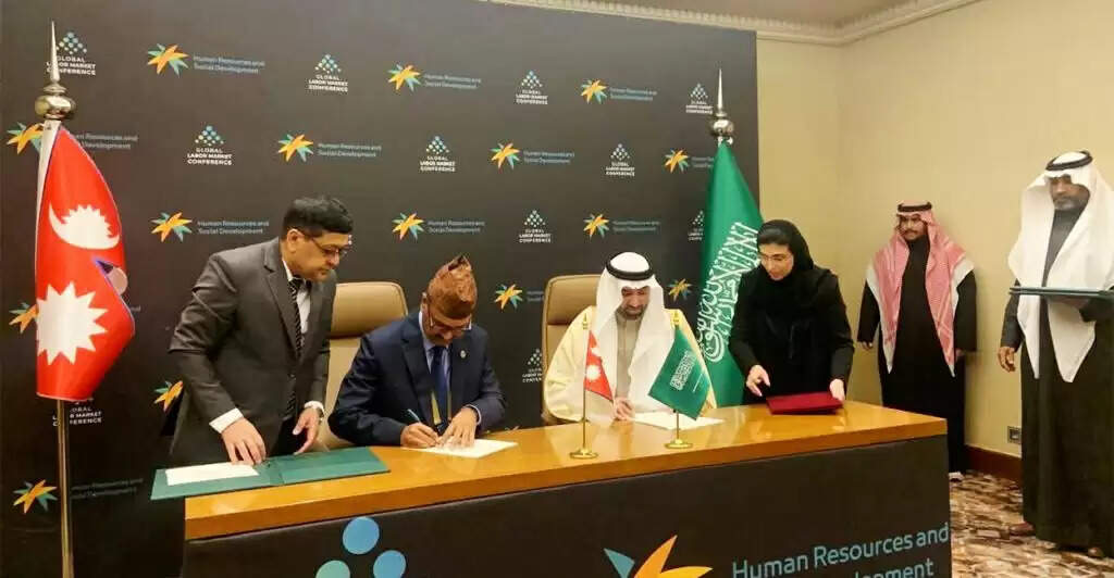नेपाल और सऊदी अरब के बीच द्विपक्षीय श्रम समझौते पर हस्ताक्षर