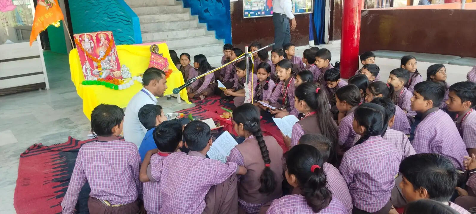 औरैया में भक्ति और संस्कृति के बीच मना हनुमान जन्मोत्सव, बच्चों ने दिखायी प्रतिभा