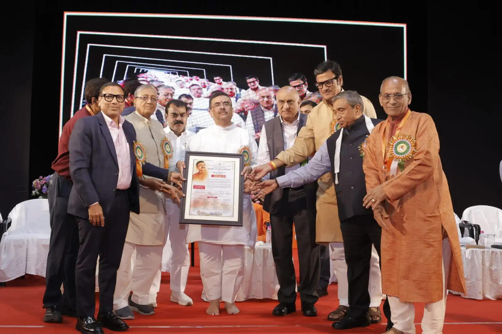 मुख्यमंत्री शुभेंदु अधिकारी का कोलकाता में नागरिक अभिनंदन, बोले- बंगाल का गौरव पुनर्स्थापित करना हमारा संकल्प