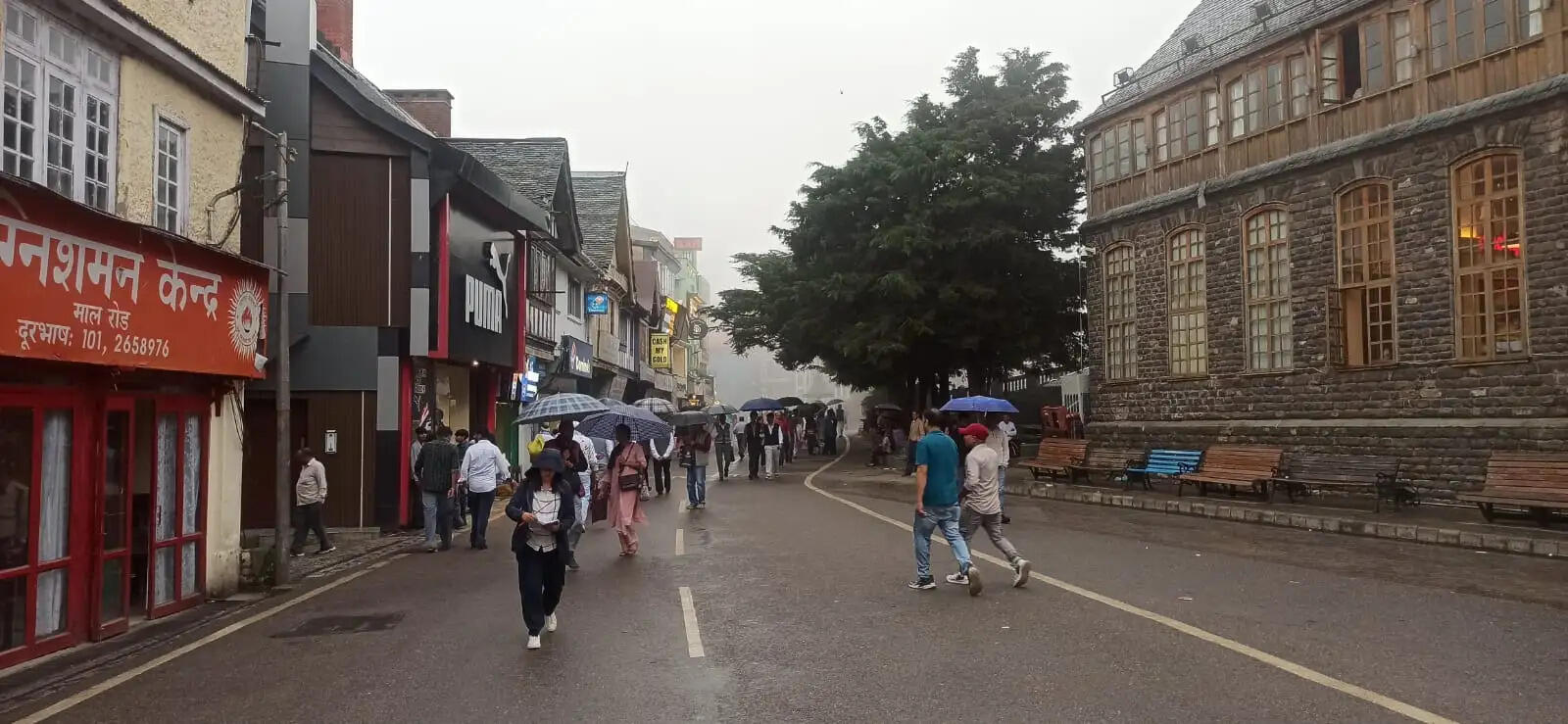 हिमाचल में भूस्खलन से एक नेशनल हाइवे व 166 सड़कें अवरुद्ध, 21 अगस्त तक भारी बारिश का येलो अलर्ट