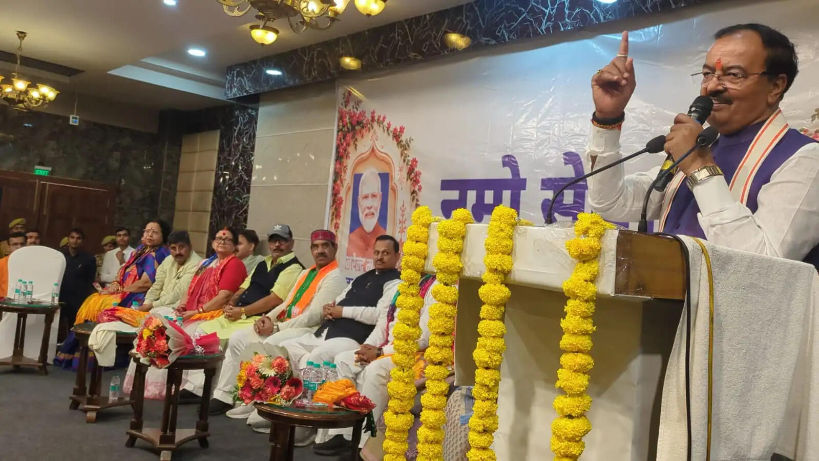 सेवा संकल्प अभियान को जन-जन तक पहुंचाना हर कार्यकर्ता की जिम्मेदारी : केशव प्रसाद मौर्य