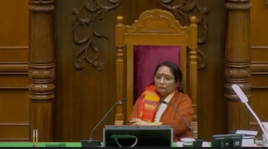 गैरसैंण में विधानसभा सत्र शुरू, पूर्व मुख्यमंत्री खंडूड़ी और पूर्व मंत्री बिष्ट को दी श्रद्धांजलि