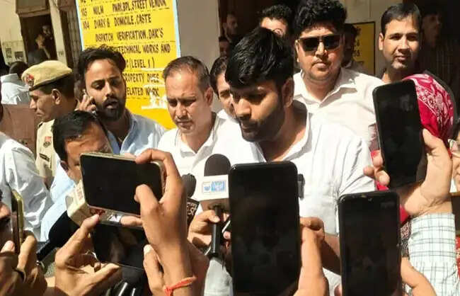 रेवाड़ी में वाइस चेयरमैन पद पर निखिल मांढैया ने दर्ज की जीत