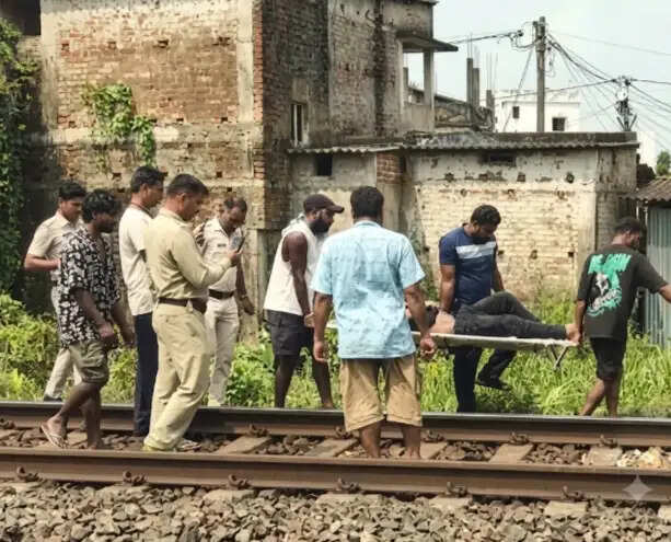 बेलदा में रेलगेट के पास असम के युवक का शव बरामद
