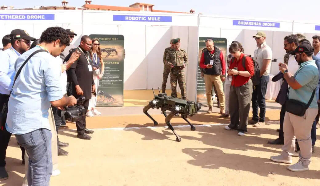 भारतीय सेना ने जोधपुर में 25 देशों के रक्षा पत्रकारों का किया स्वागत