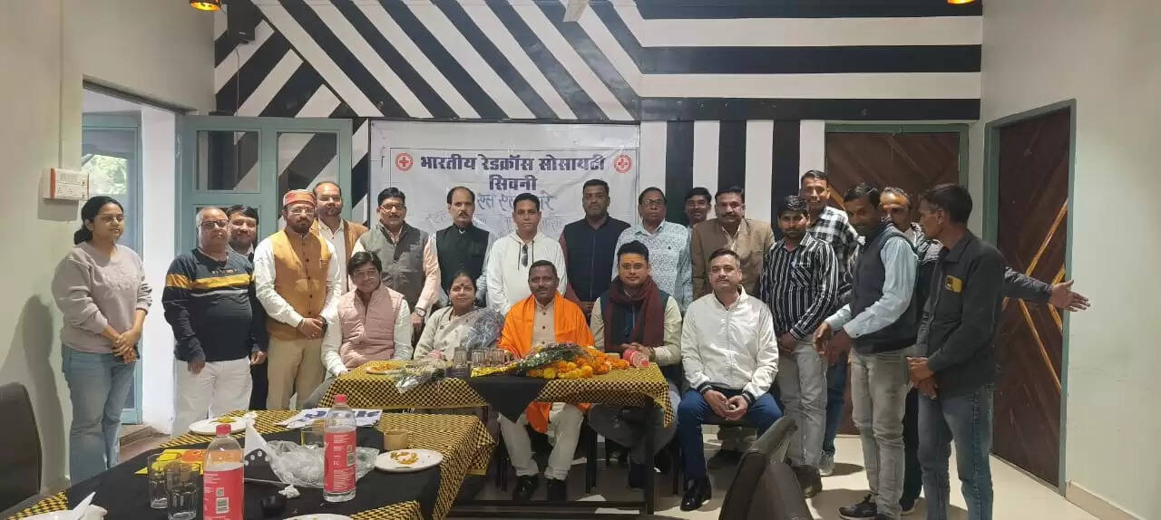 मध्य प्रदेश रेडक्रास सोसायटी के प्रदेश चेयरमेन श्याम सिंह कुमरे का सिवनी में हुआ सम्मान