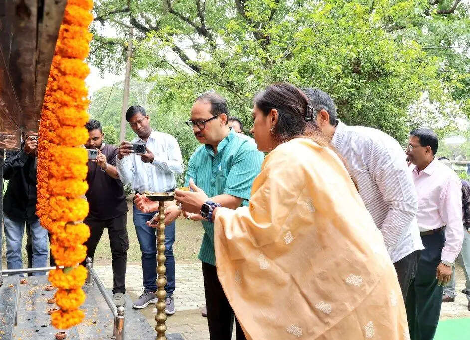 गौहाटी विश्वविद्यालय में ‘भाषार ओजा’ हेमचंद्र बरुवा की 130वीं पुण्यतिथि मनाई गई