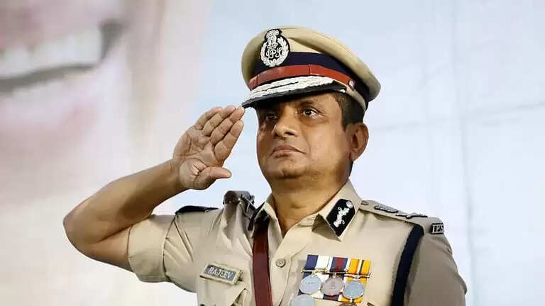 डीजी नियुक्ति पर कैट सख्त: 48 घंटे में यूपीएससी को प्रस्ताव भेजने का निर्देश, समय-सीमा तय