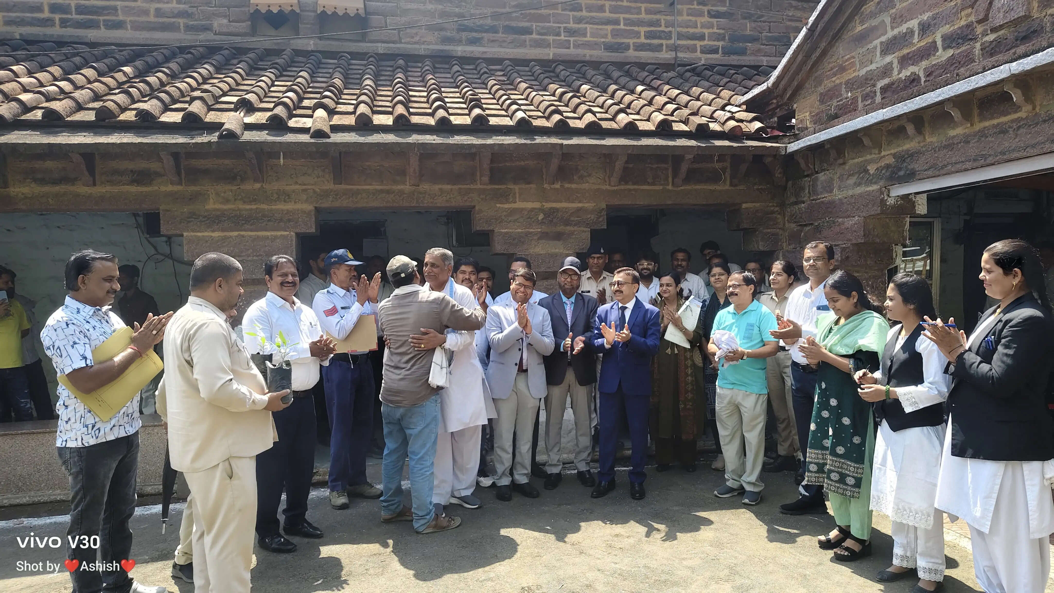 दमोह: नेशनल लोक अदालत में सुलह और समझौते से समाप्त हुए आपसी विवाद, जिले में 268 प्रकरणों का निराकरण