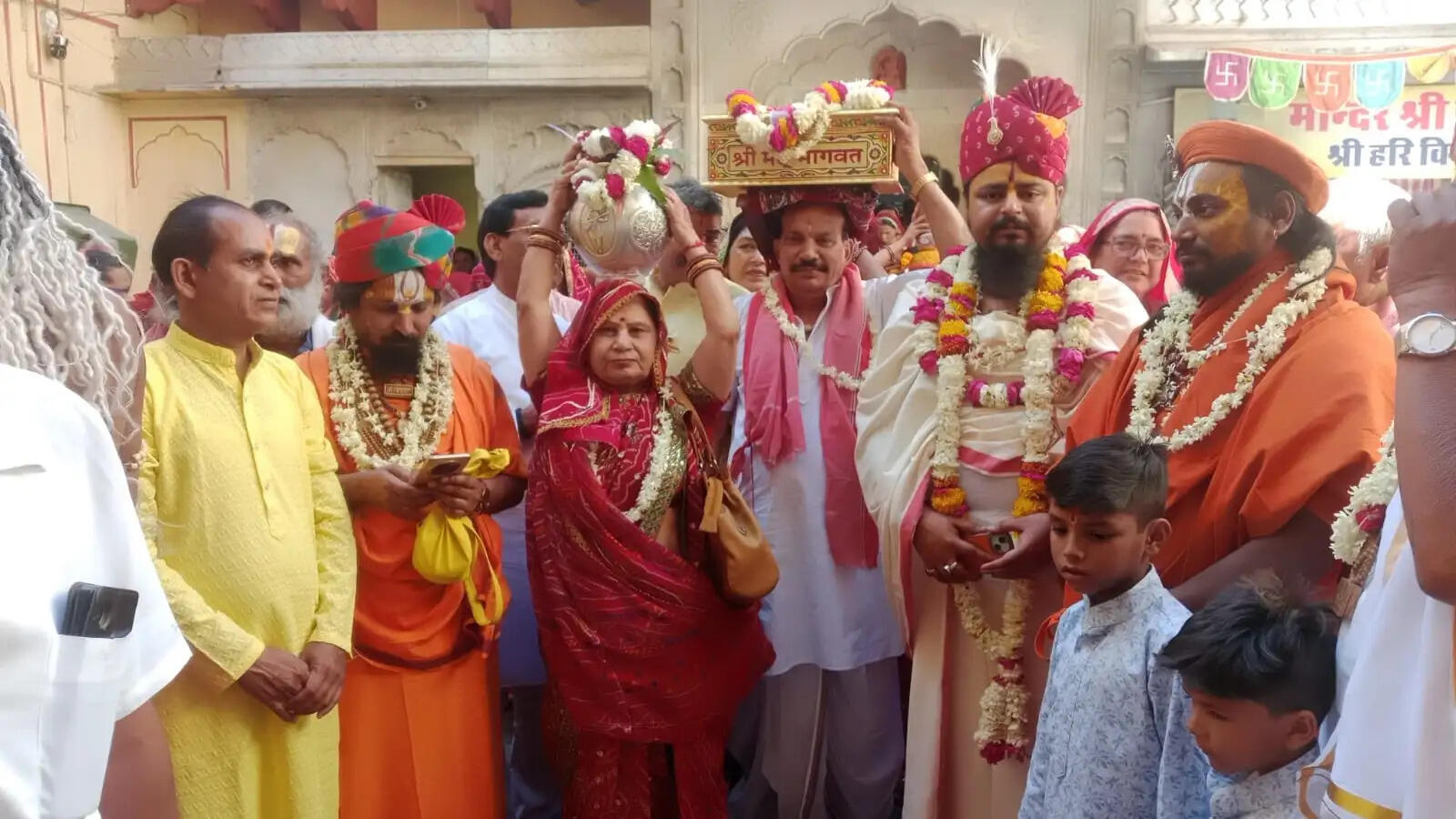 नृसिंह मंदिर के पाटोत्सव पर भागवत कथा महोत्सव शुरू