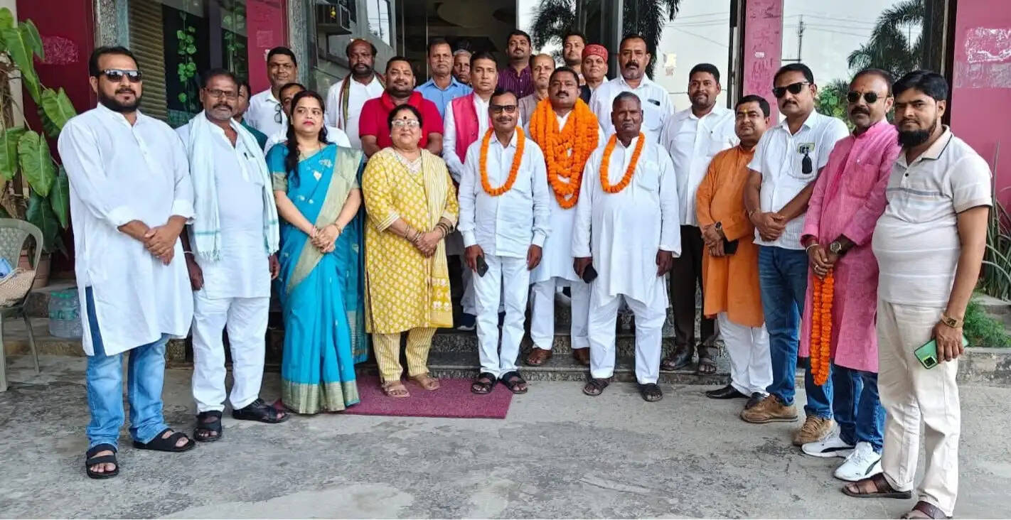 जदयू के नव मनोनीत पदाधिकारियों का किया सम्मान
