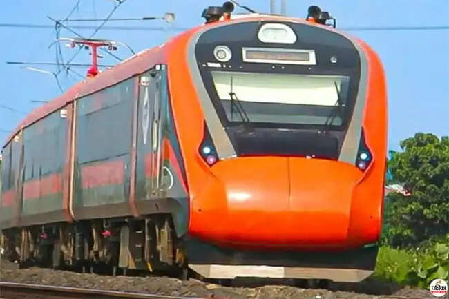 मुंबई सेंट्रल-अहमदाबाद वंदे भारत एक्सप्रेस की कैपेसिटी 16 से बढ़ाकर 20 कोच हुई