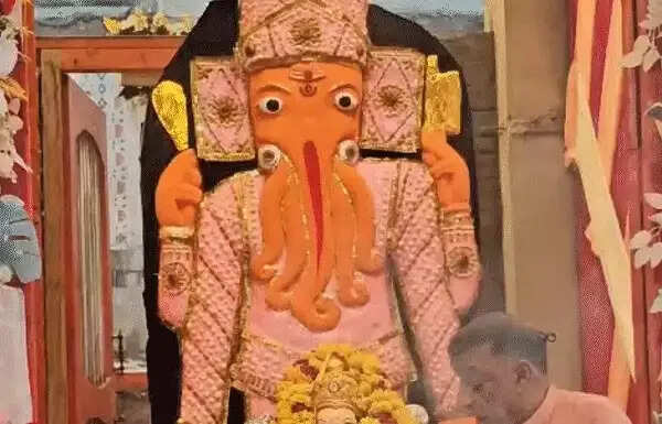 (अपडेट) मप्र में गणपति उत्सव की धूम:&nbsp;महाकाल में 5.51 लाख मोदक का भोग, खजराना में 7 करोड़ के गहनों से श्रृंगार