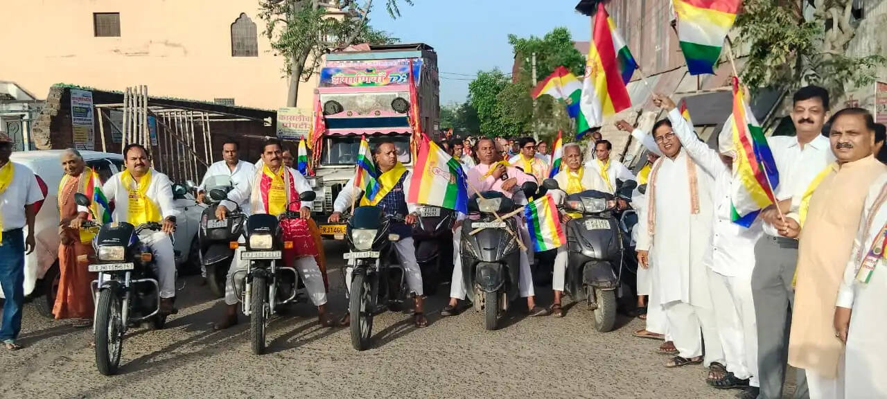 जयकारों के साथ निकली अहिंसा रैली: मंदिरों में महाआरती