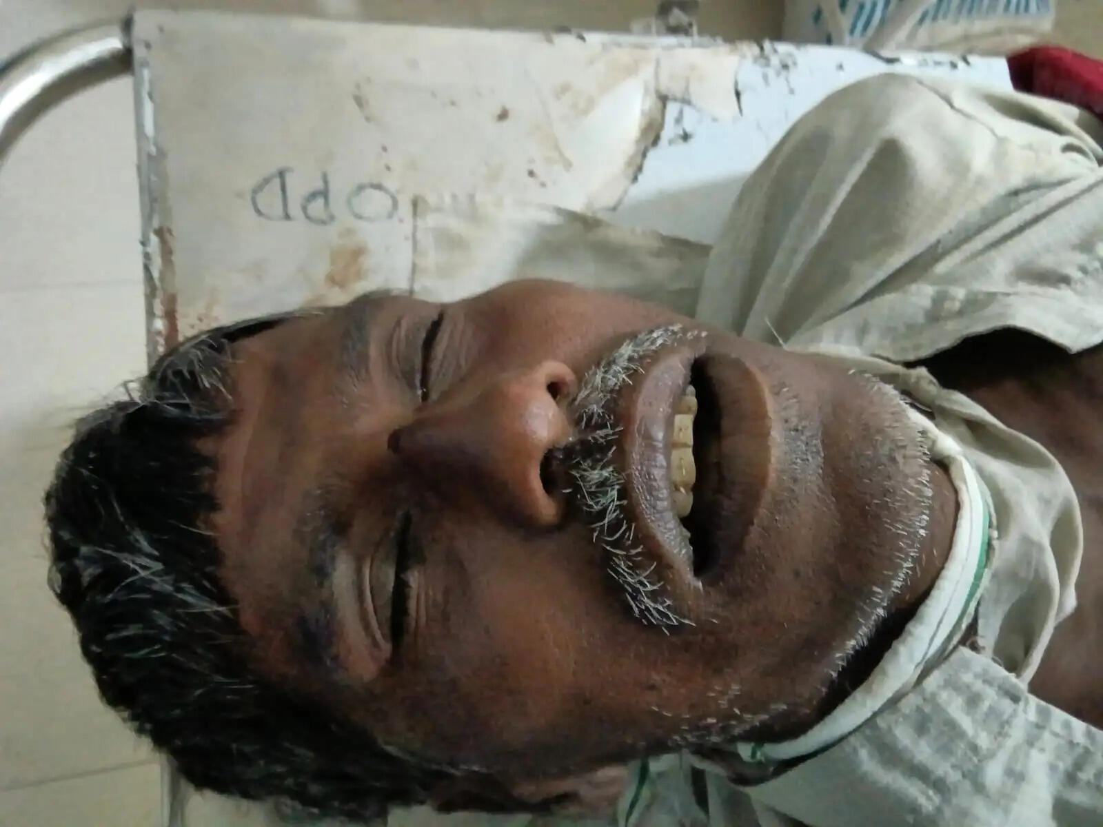 राजगढ़ः खेत में भिंडी तोड़ते समय जहरीले जंतु के काटने से किसान की मौत