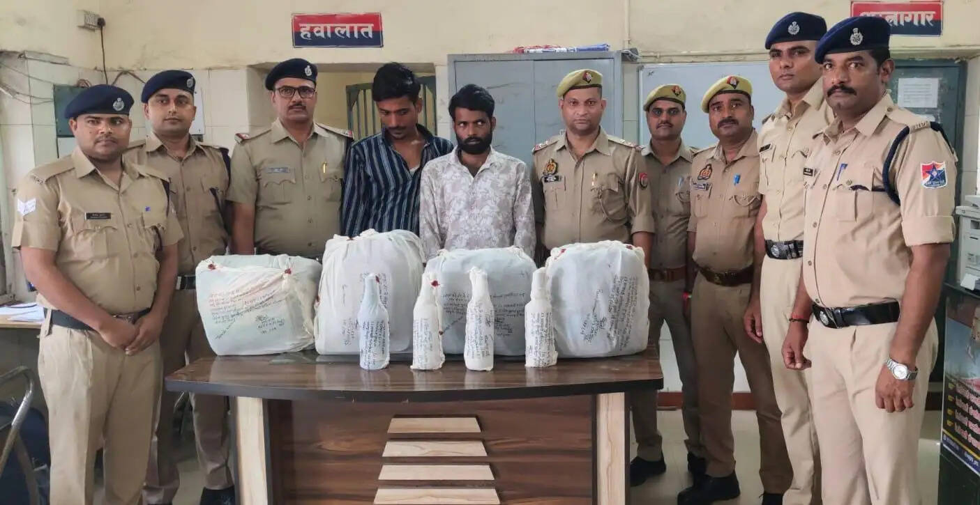 कानपुर : डेढ़ लाख की अवैध शराब के साथ दो अंतरराज्यीय तस्कर गिरफ्तार