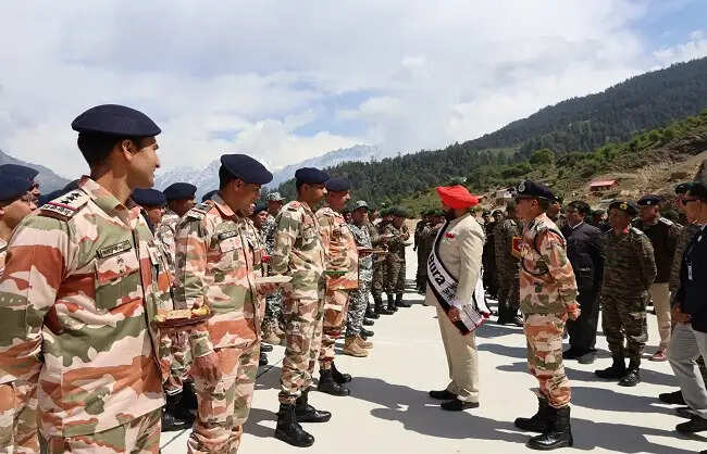राष्ट्र सुरक्षा में सेना और आईटीबीपी की भूमिका अतुलनीय: राज्यपाल