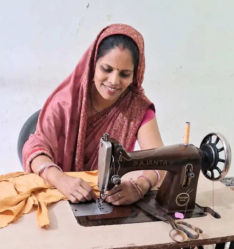 महतारी वंदन योजना बनी महिलाओं की आत्मनिर्भरता का आधार