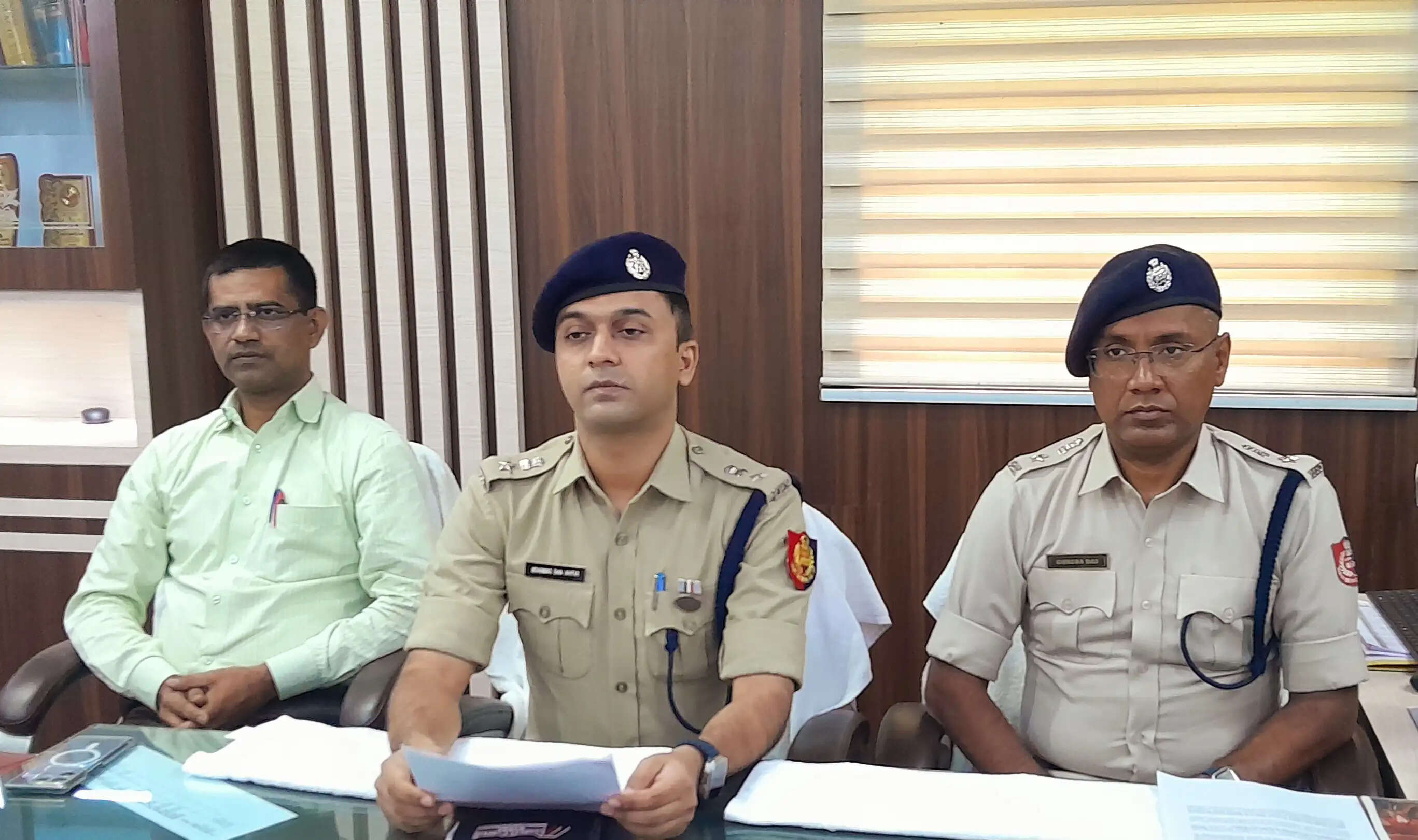 अंतरराज्यीय गांजा तस्करी नेटवर्क पर पुलिस का शिकंजा, तीन गिरफ्तार