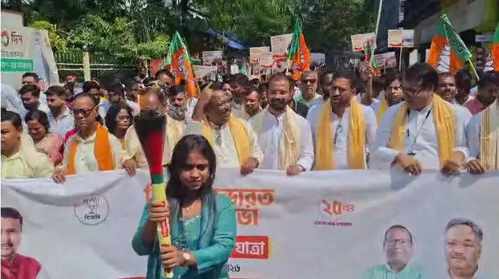 भाजपा ने शुरू की ‘सेवा ज्योति यात्रा’,&nbsp;प्रधानमंत्री&nbsp;के 25 वर्षों की जनसेवा का संदेश