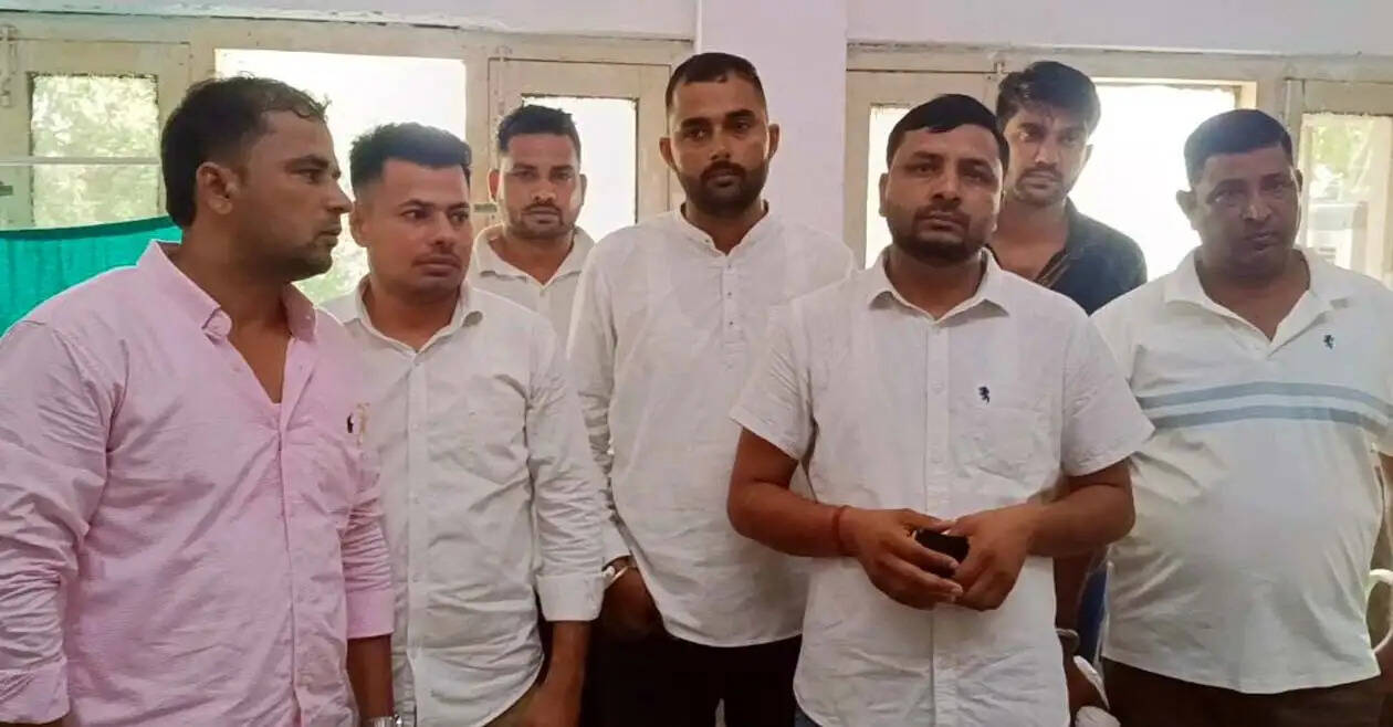 हांसी में नहरी पानी चोरी रोकने गई सिंचाई विभाग की टीम पर हमला, जेई व कैनाल गार्ड लहूलुहान