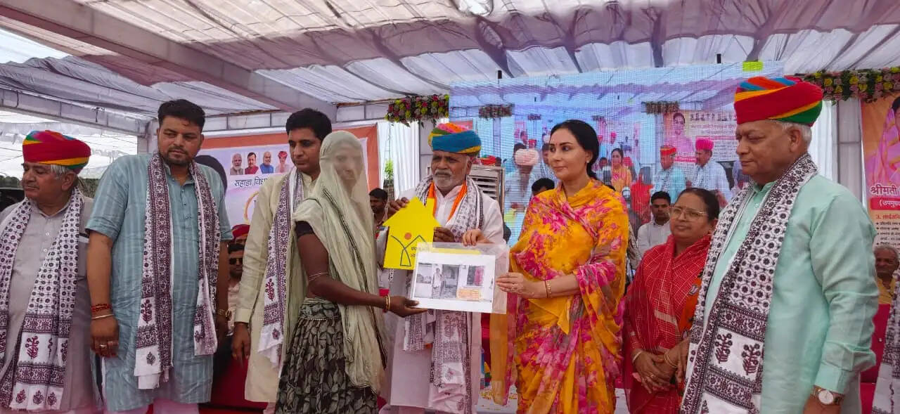रायपुर में 59 करोड़ के विकास कार्यों का शिलान्यास, चुनावी माहौल में भाजपा का शक्ति प्रदर्शन