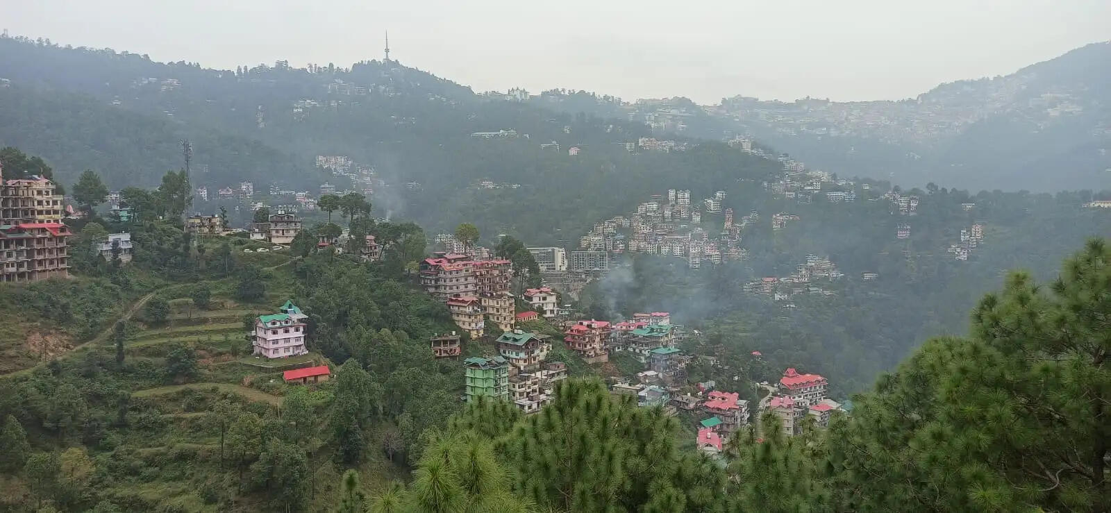 रोहतांग समेत हिमाचल के ऊंचे इलाकों में हिमपात, ठंड बढ़ी, 15 अक्टूबर तक अंधड़-बिजली का येलो अलर्ट