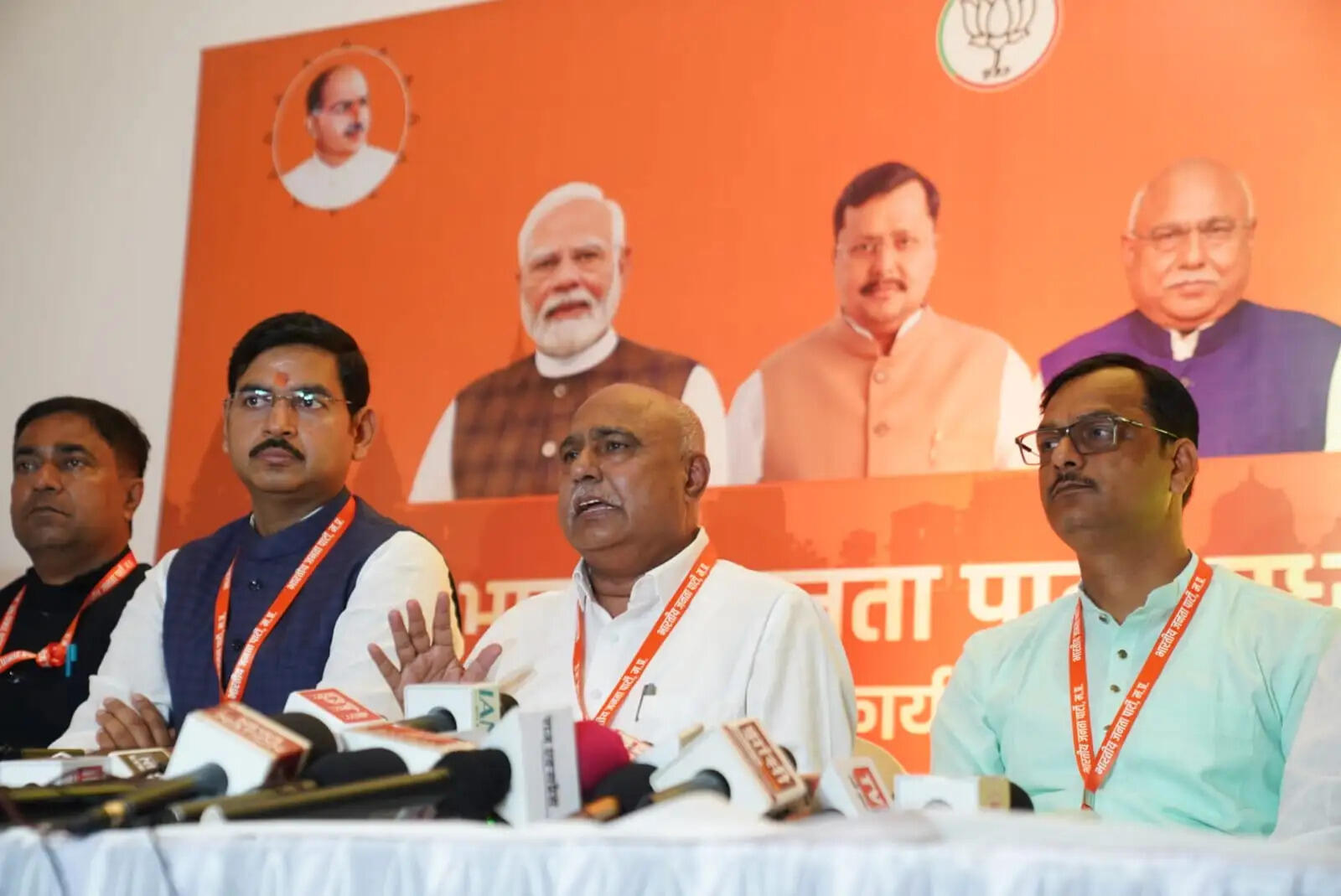प्रदेश कार्यसमिति में हर वर्ग और क्षेत्र के मुद्दों पर मंथन, बूथ स्तर तक संगठन मजबूत करने पर जोर : हेमंत खण्डेलवाल