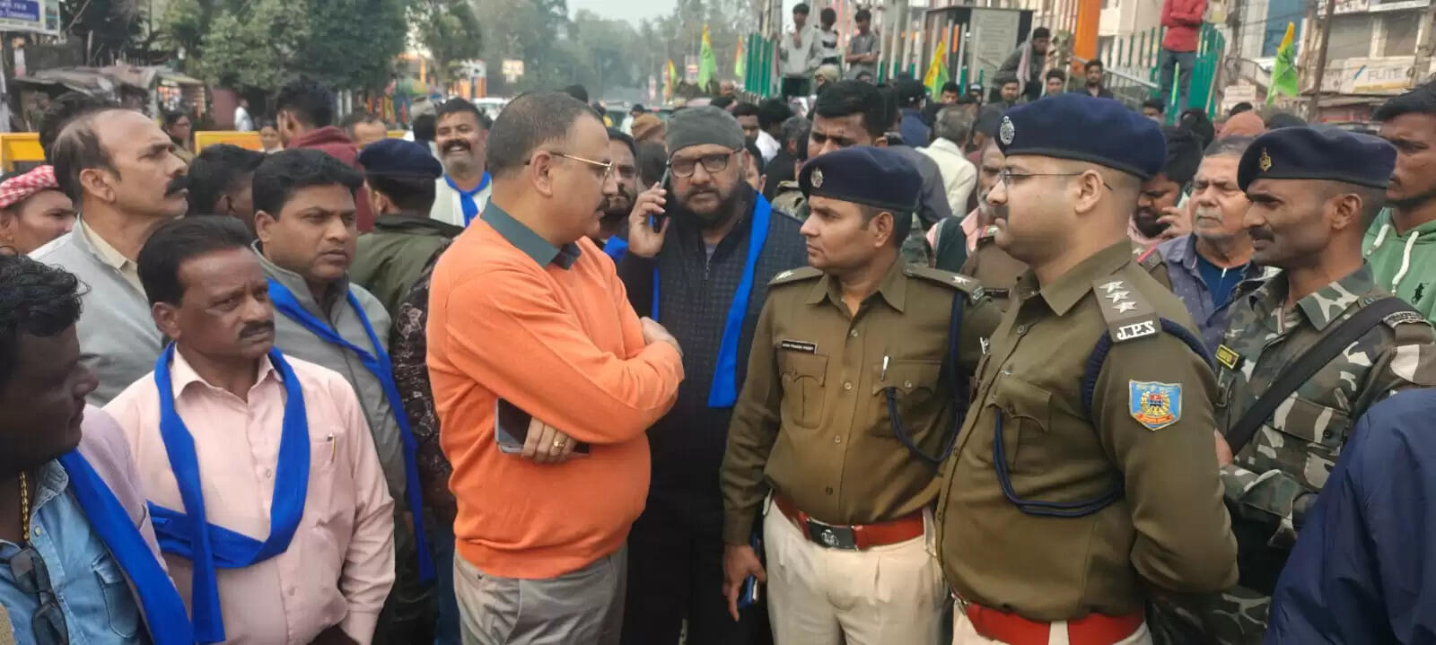 रामगढ़ में हत्या के विरोध में उग्र प्रदर्शन,हत्यारों की गिरफ्तारी व फांसी देने की मांग