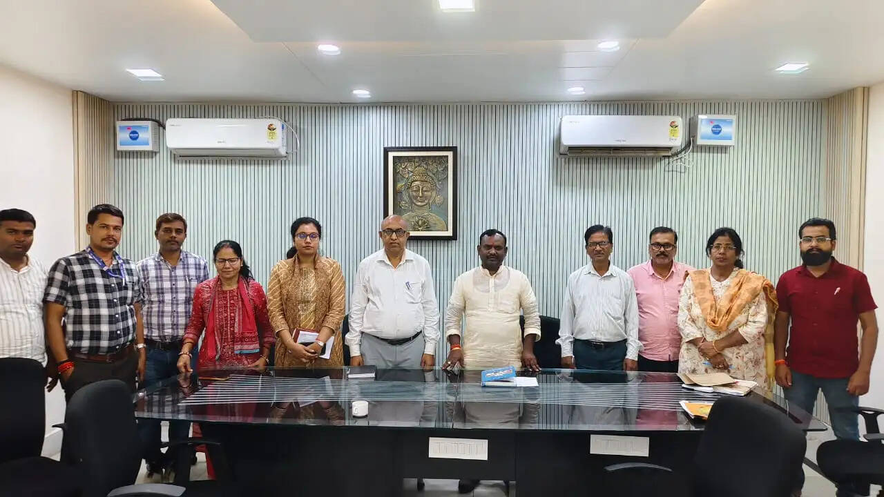सुधार गृह की व्यवस्था देख राज्य बाल संरक्षण आयोग के सदस्य ने भवन बदलने का दिया निर्देश