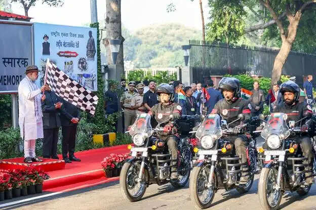 गृहमंत्री ने नशे के खिलाफ देशव्यापी मोटरसाइकिल रैली को किया रवाना