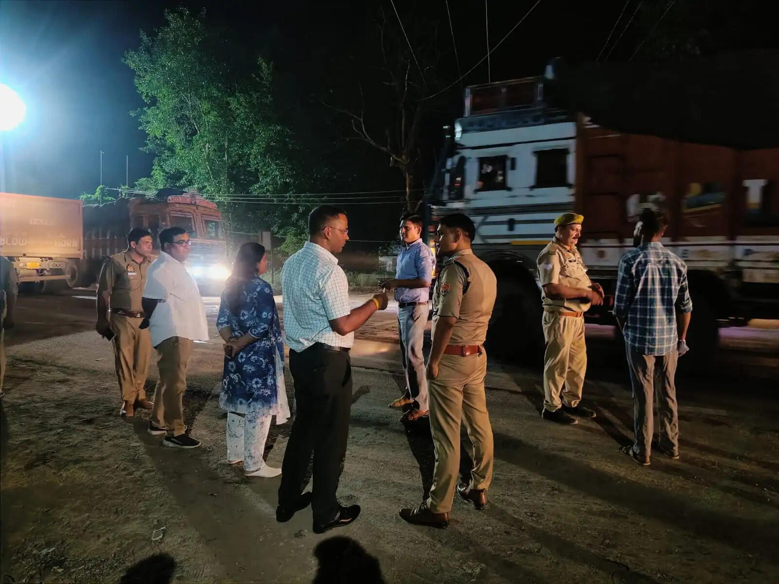 कानपुर में देर रात तक चला सघन अभियान, 101 वाहनों पर कार्रवाई में 4.48 लाख का जुर्माना