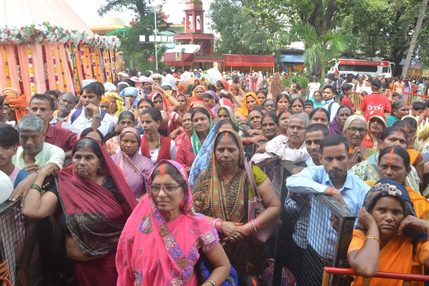 अघोरपीठ में अघोराचार्य का छठी समारोह, उमड़ा आस्था और विश्वास का जनसैलाब
