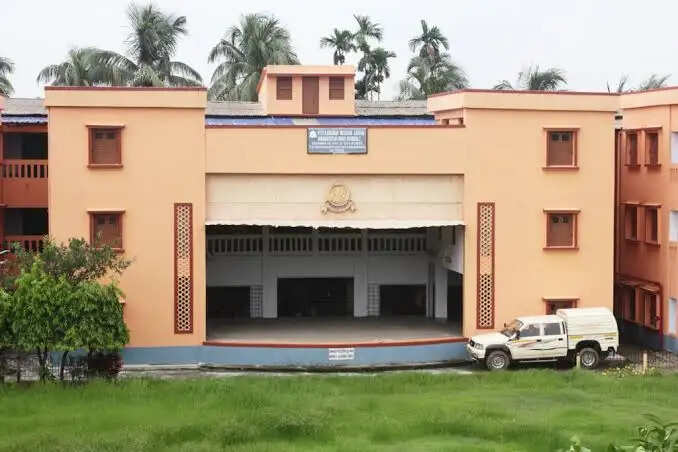 हल्दिया के छात्रों का शानदार प्रदर्शन, दृष्टिहीन छात्रों ने मारी बाजी