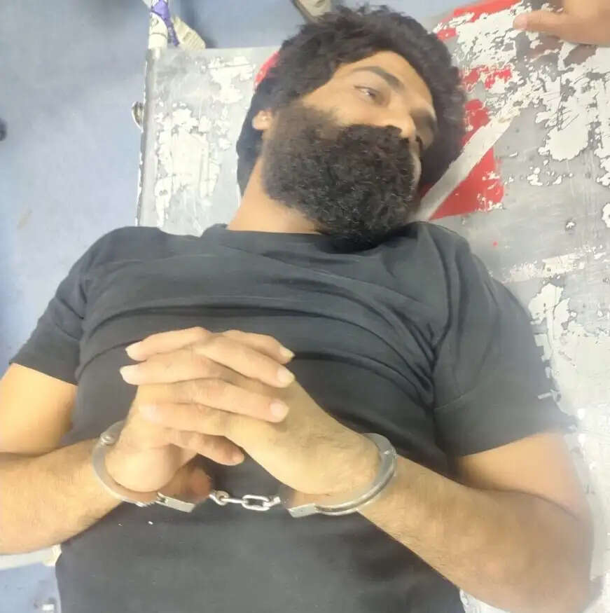 अहमदाबाद में क्राइम ब्रांच पर हमला, कुख्यात बदमाश धर्मेंद्र सिंह के पैर में मारी गोली