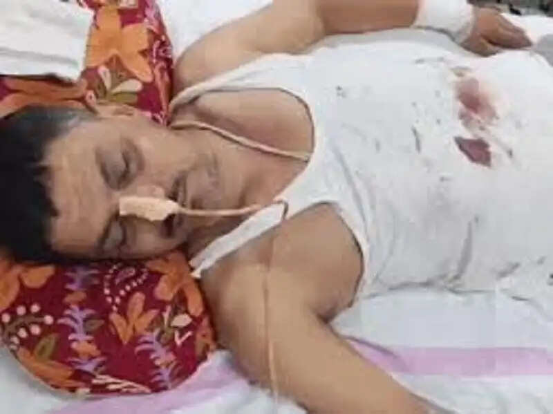 रीवा में सरकारी शिक्षक ने काटी कलाई की नस, सुसाइड नोट में टीआई&nbsp;और पत्रकार पर प्रताड़ना के गंभीर आरोप
