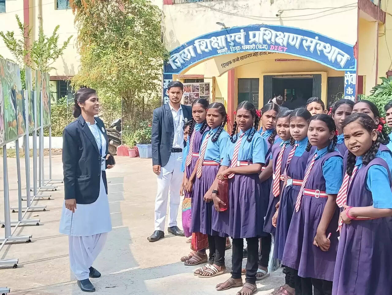 16 जून से खुलेंगे स्कूल, स्कूलों की हुई साफ-सफाई