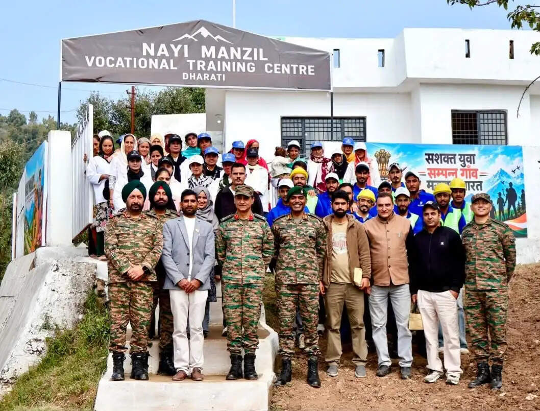 भारतीय सेना ने ऑपरेशन सद्भावना के तहत व्यावसायिक प्रशिक्षण केंद्र का उद्घाटन किया